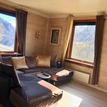 Apartment With Lake View In Jolster Årdal Buitenkant foto